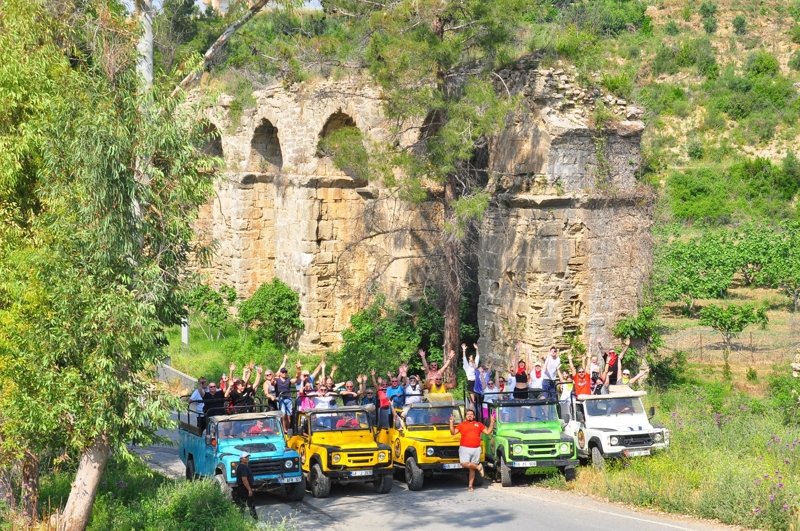 side jeep safari