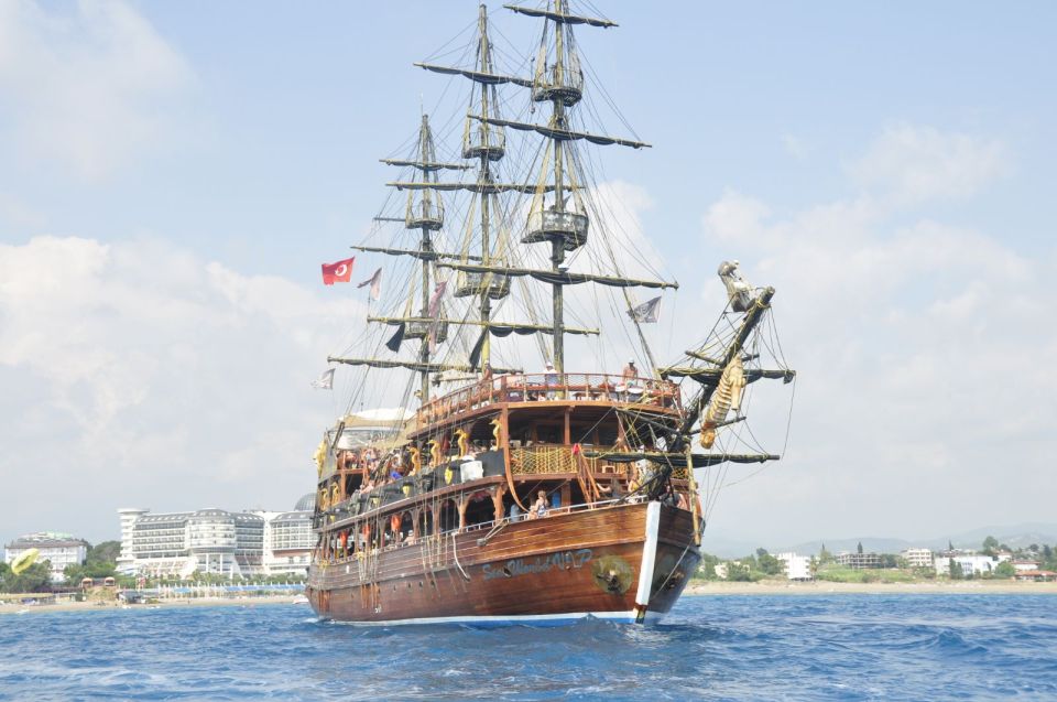 sea world yacht